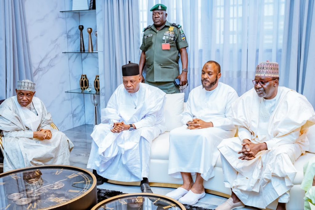 Kashim Shettima visits Mahmoud Bala Alfa to condole with family